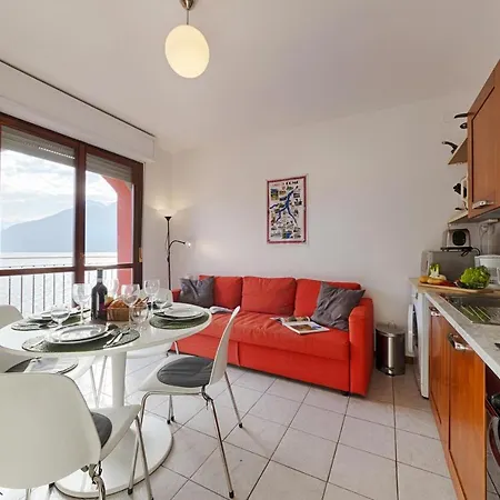 Endless Summer Apartment *